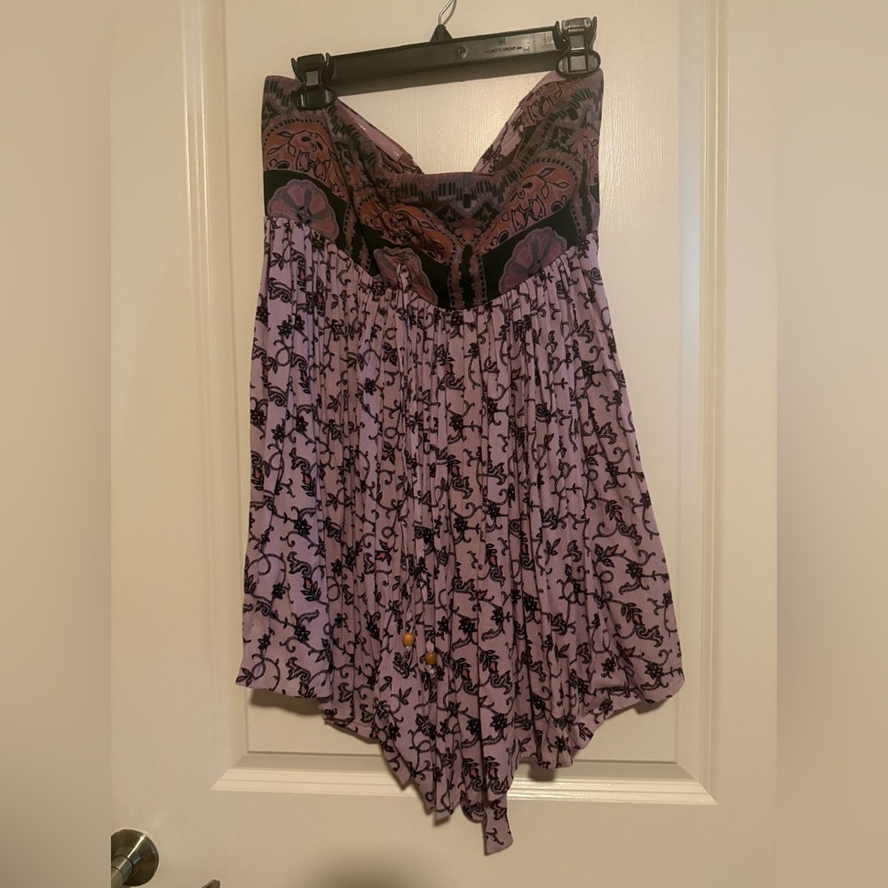 Sleeveless romper-small